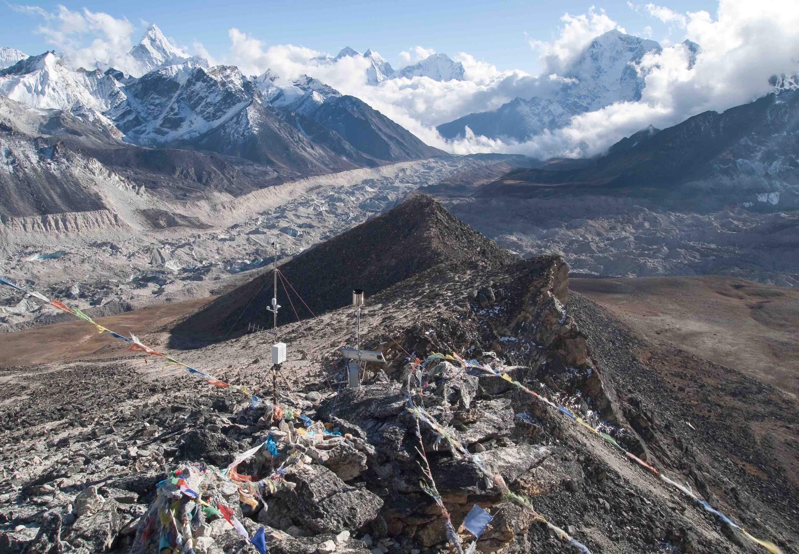 Everest Base Camp trek cost and panoramic view from Kala Patthar in Nepal